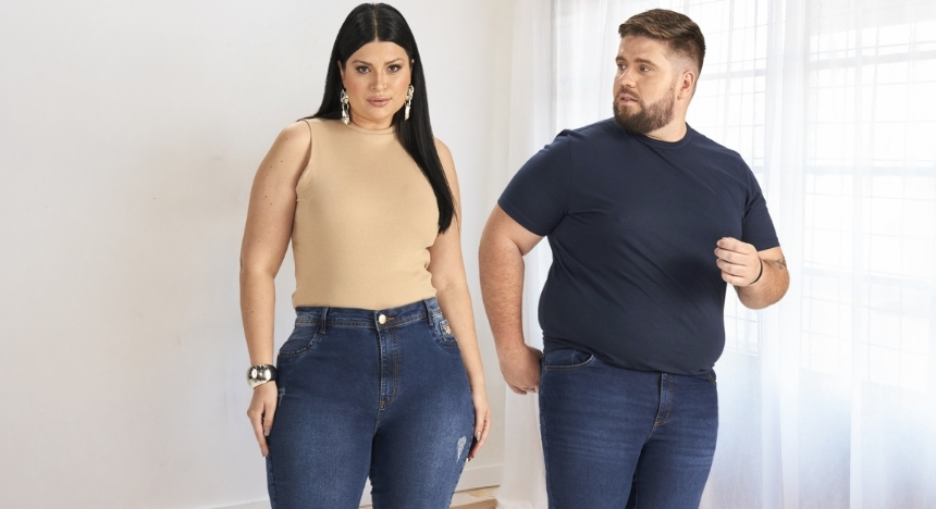 A Evolução do Jeans Plus Size Curvy Conforto e Estilo com a Max Denim